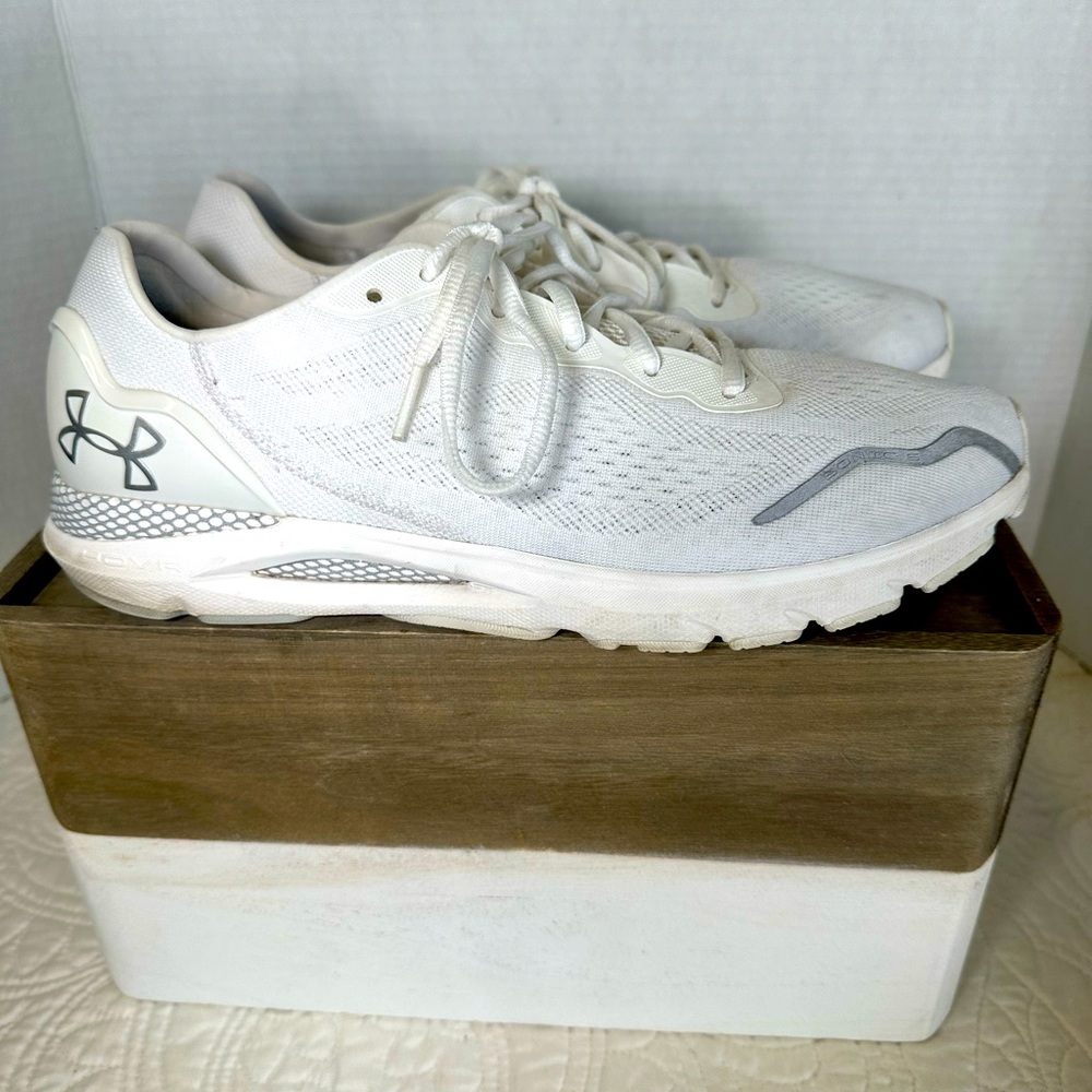 Under Armour Men’s Sneakers Size 11